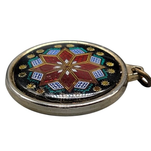 Snowflake Design Pendant Double Sided Multicolor Round Silver-tone Setting - Picture 7 of 9